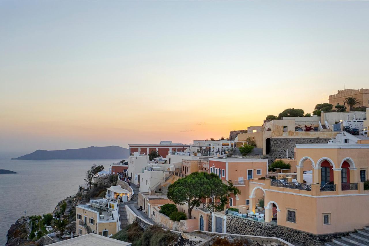 Villa Coat Of Arms Mansion Fira  Exterior foto